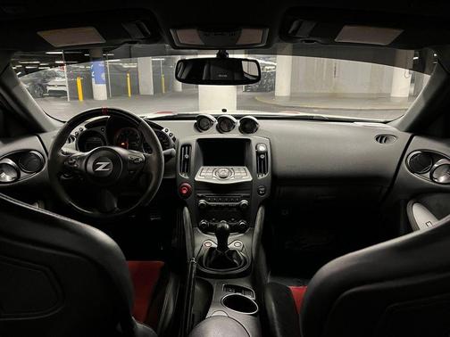 2019 Nissan 370Z NISMO