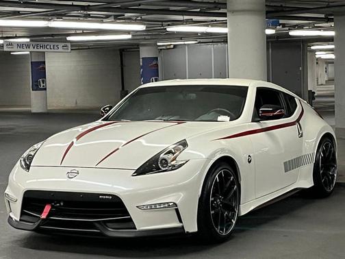 2019 Nissan 370Z NISMO