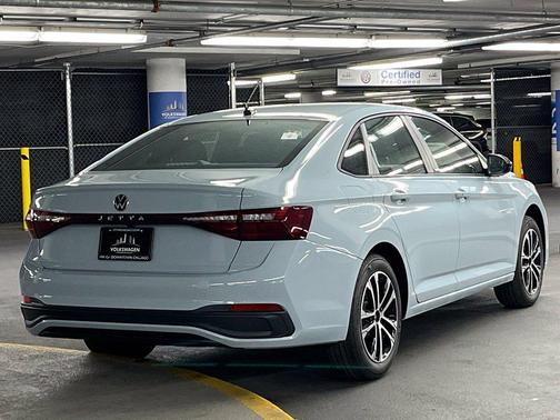 Monument Gray 2027 Volkswagen Jetta 1.4T S