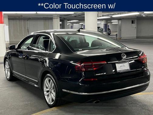 2017 Volkswagen Passat 1.8T SEL Premium