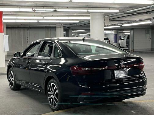 2026 Volkswagen Jetta 1.4T SE