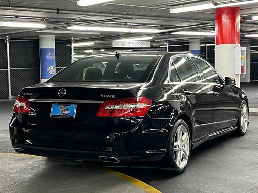 Black 2011 Mercedes-Benz E-Class E 350