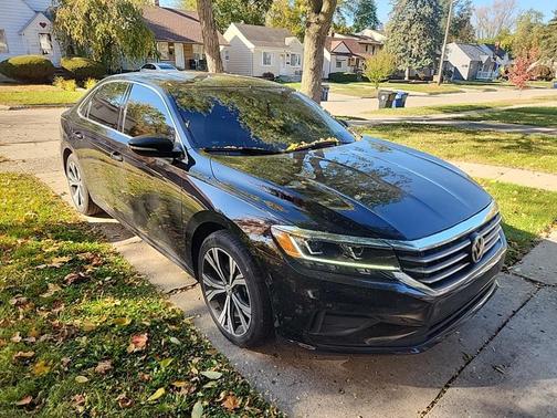 2021 Volkswagen Passat 2.0T SE