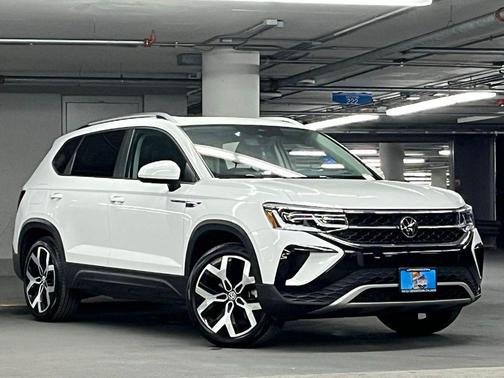 2023 Volkswagen Taos 1.5T SEL