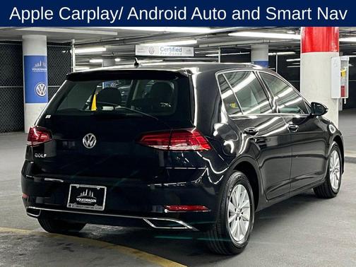 Deep Black 2019 Volkswagen Golf 1.4T S