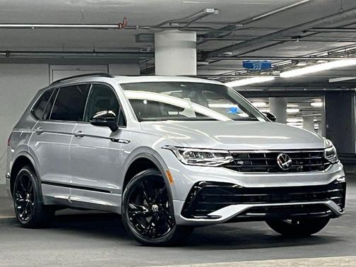 2023 Volkswagen Tiguan 2.0T SE R-Line Black
