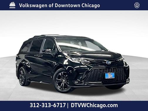 2025 Toyota Sienna XSE 7 Passenger