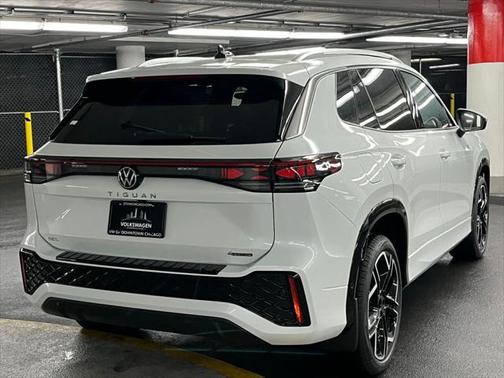2025 Volkswagen Tiguan 2.0T SEL R-Line 4MOTION