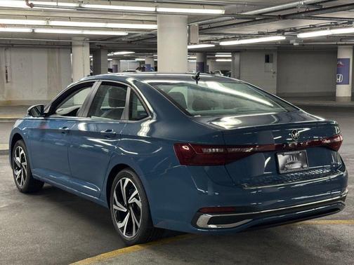 2025 Volkswagen Jetta 1.5T SEL