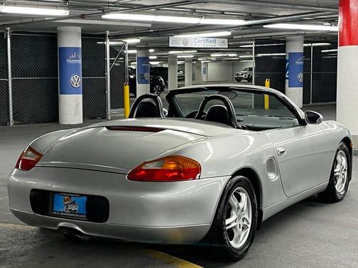 1997 Porsche Boxster Base