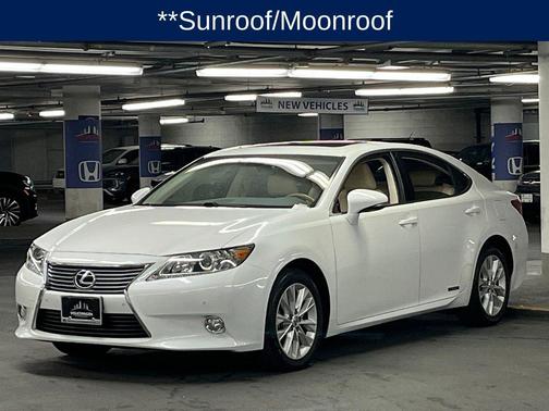 Starfire Pearl 2013 Lexus ES 300h Base