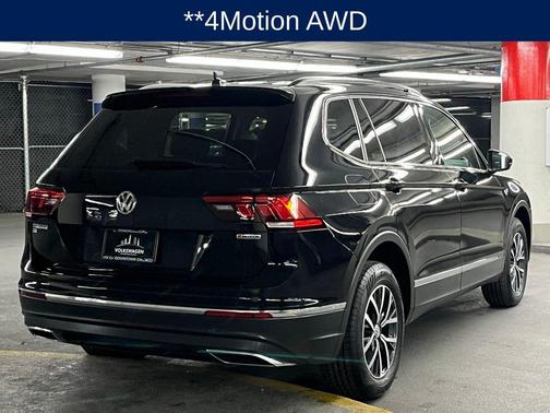 Deep Black Pearl 2020 Volkswagen Tiguan 2.0T SE 4MOTION