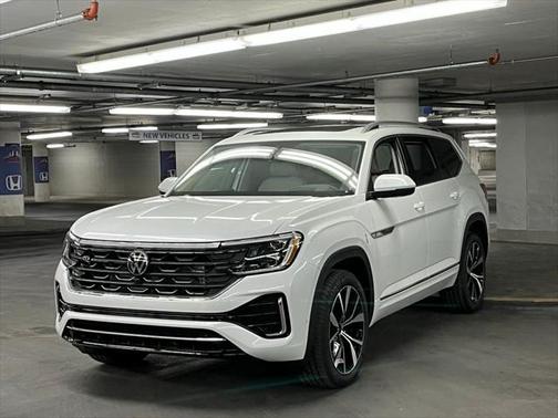 2025 Volkswagen Atlas 2.0T SEL Premium R-Line 4MOTION