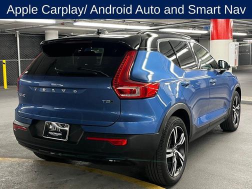 2021 Volvo XC40 T5 R-Design
