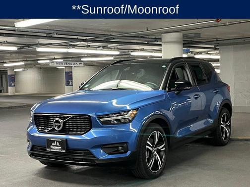2021 Volvo XC40 T5 R-Design
