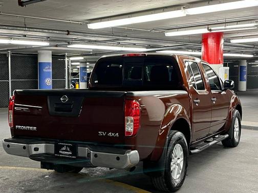 2016 Nissan Frontier SV