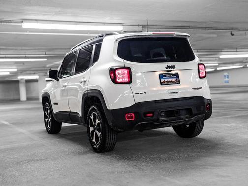 Alpine White Clearcoat 2022 Jeep Renegade Trailhawk
