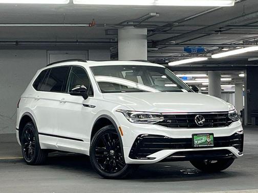 2022 Volkswagen Tiguan 2.0T SE R-Line Black 4MOTION