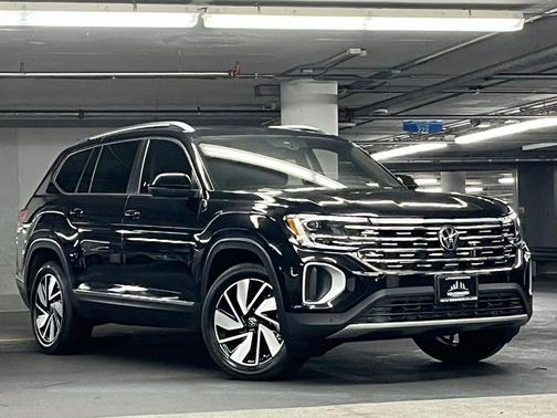 Deep Black Pearl 2025 Volkswagen Atlas 2.0T SEL