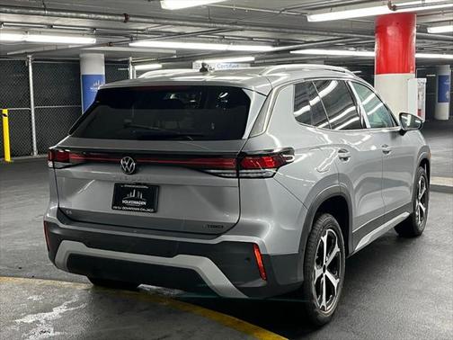 2025 Volkswagen Tiguan 2.0T SE 4MOTION