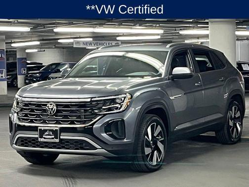 Platinum Gray Metallic 2025 Volkswagen Atlas Cross Sport 2.0T SE w/Technology 4MOTION