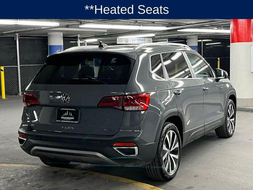 Pure Gray 2022 Volkswagen Taos 1.5T SE
