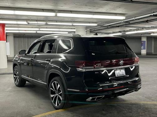 2025 Volkswagen Atlas 2.0T SEL Premium R-Line 4MOTION
