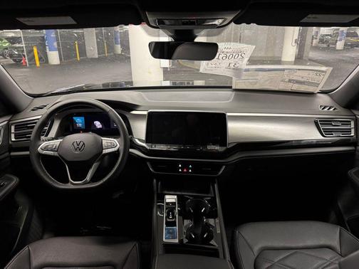 2026 Volkswagen Atlas Cross Sport 2.0T SE w/Technology 4MOTION