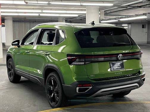 2025 Volkswagen Taos 1.5T SEL