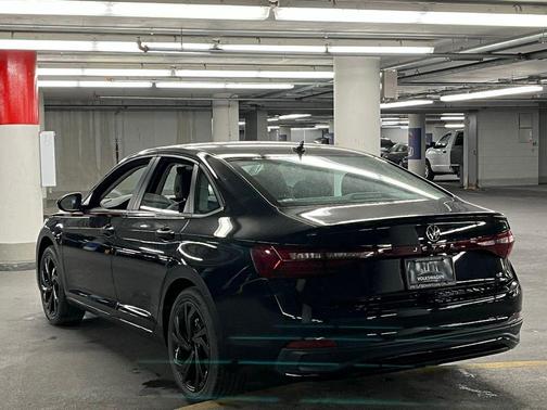 2026 Volkswagen Jetta 1.4T SE