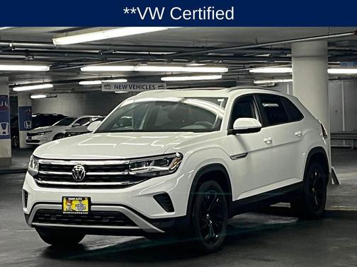 Pure White 2023 Volkswagen Atlas Cross Sport 3.6L V6 SE w/Technology