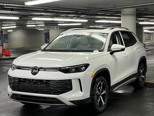 2025 Volkswagen Tiguan 2.0T SE 4MOTION