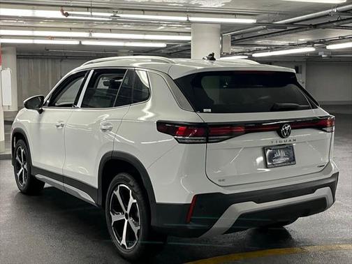 2025 Volkswagen Tiguan 2.0T SE 4MOTION