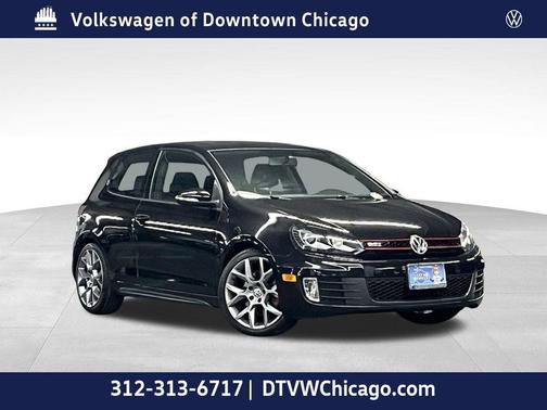 Deep Black Pearl Metallic 2013 Volkswagen GTI 2-Door