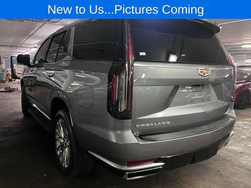 2022 Cadillac Escalade Premium Luxury