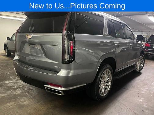 2022 Cadillac Escalade Premium Luxury