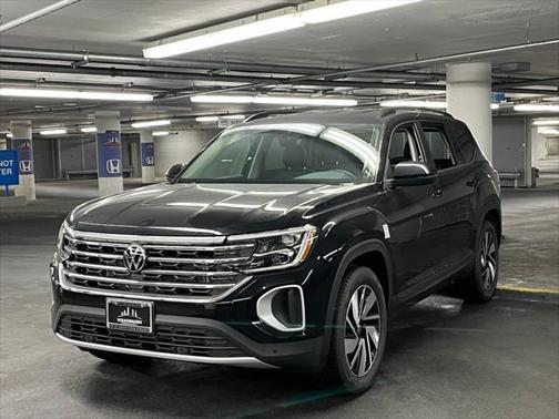 2025 Volkswagen Atlas 2.0T SE w/Technology 4MOTION