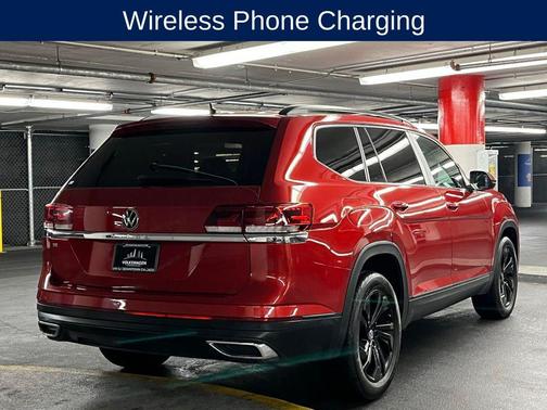 Aurora Red Metallic 2022 Volkswagen Atlas 2.0T SE w/Technology