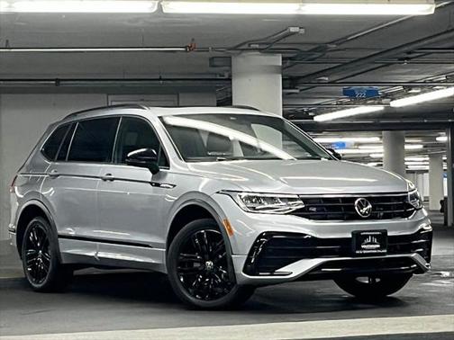 2022 Volkswagen Tiguan 2.0T SE R-Line Black 4MOTION