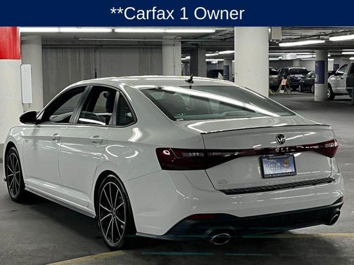 2025 Volkswagen Jetta GLI 2.0T Autobahn