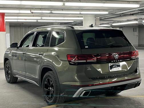 2026 Volkswagen Atlas Peak Edition