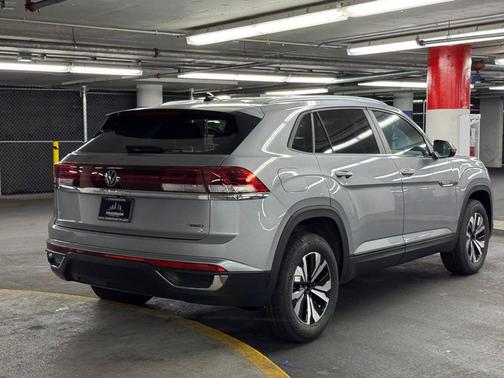 2026 Volkswagen Atlas Cross Sport 2.0T SE
