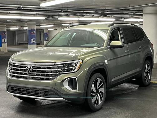 2025 Volkswagen Atlas 2.0T SE w/Technology 4MOTION
