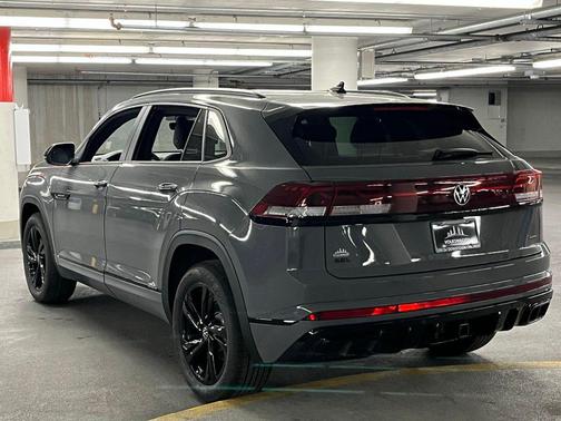 2026 Volkswagen Atlas Cross Sport 2.0T SEL