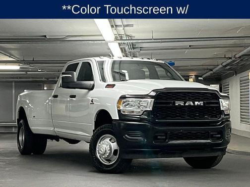 2023 RAM 3500 Tradesman Crew Cab 4x4 8' Box