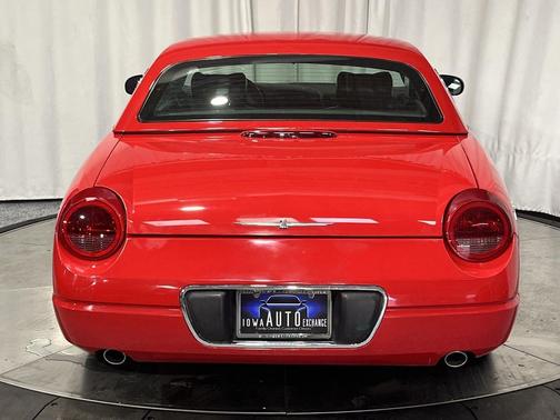 2002 Ford Thunderbird Deluxe