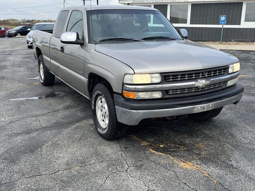 2001 Chevrolet Silverado 1500 LS Extended Cab