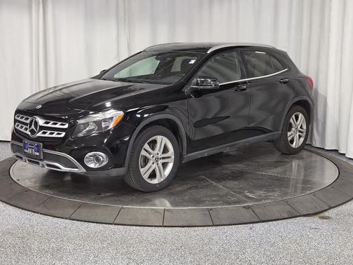 Night Black 2018 Mercedes-Benz GLA 250 Base
