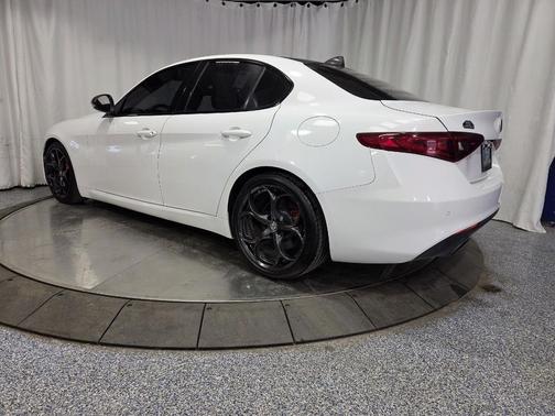 Alfa White 2020 Alfa Romeo Giulia Base