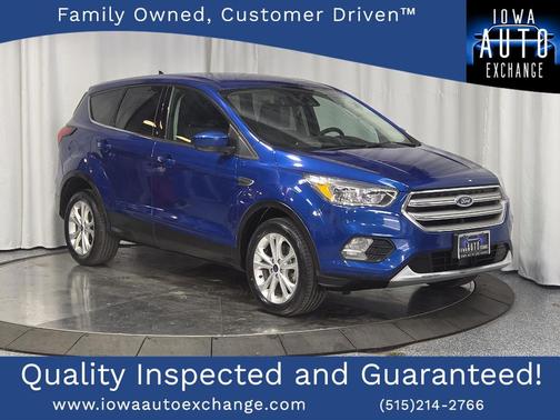 Lightning Blue Metallic 2019 Ford Escape SE